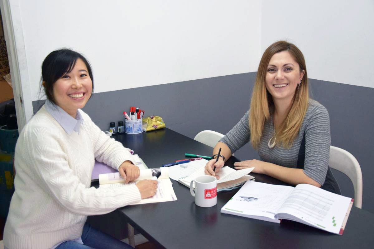 Business Chinese Classes | Hutong School